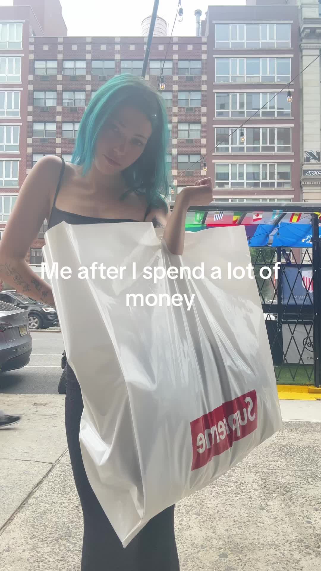 @Liv