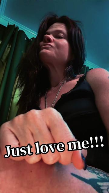 @BBWQueenLeo