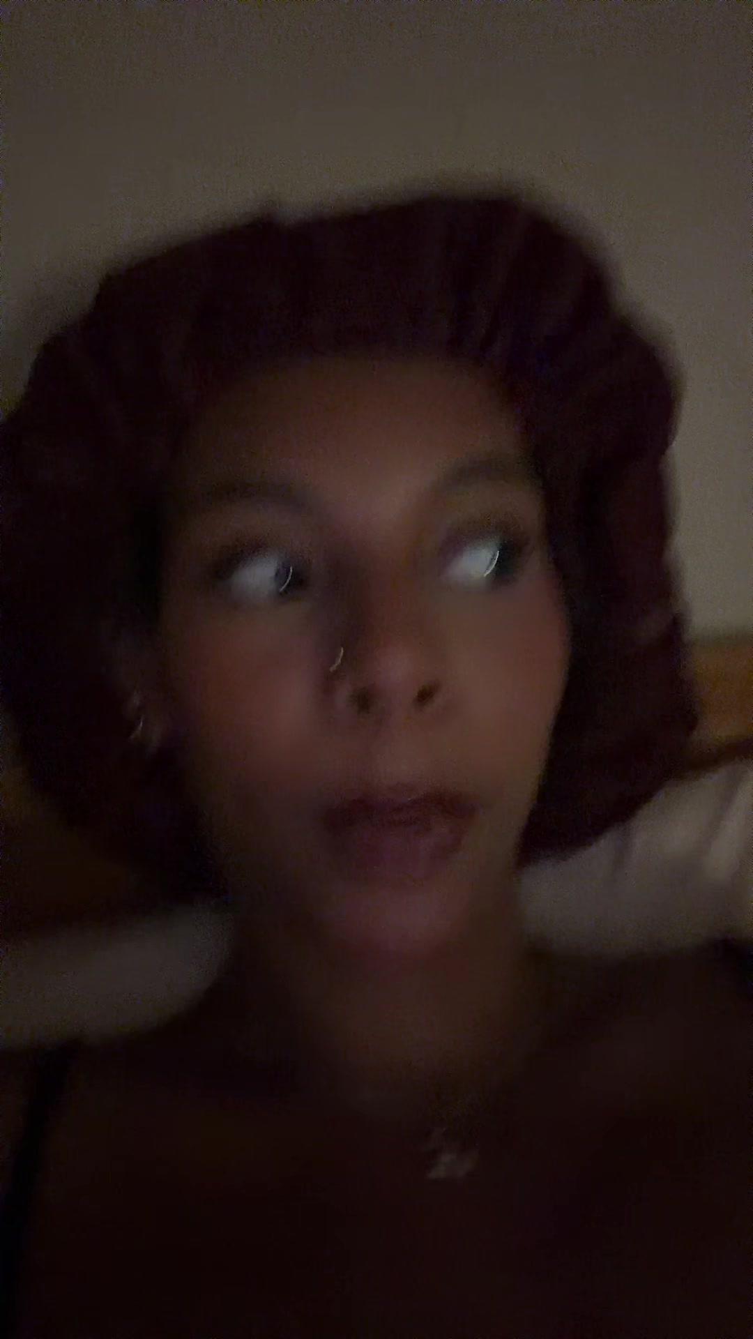 @elletheyapper