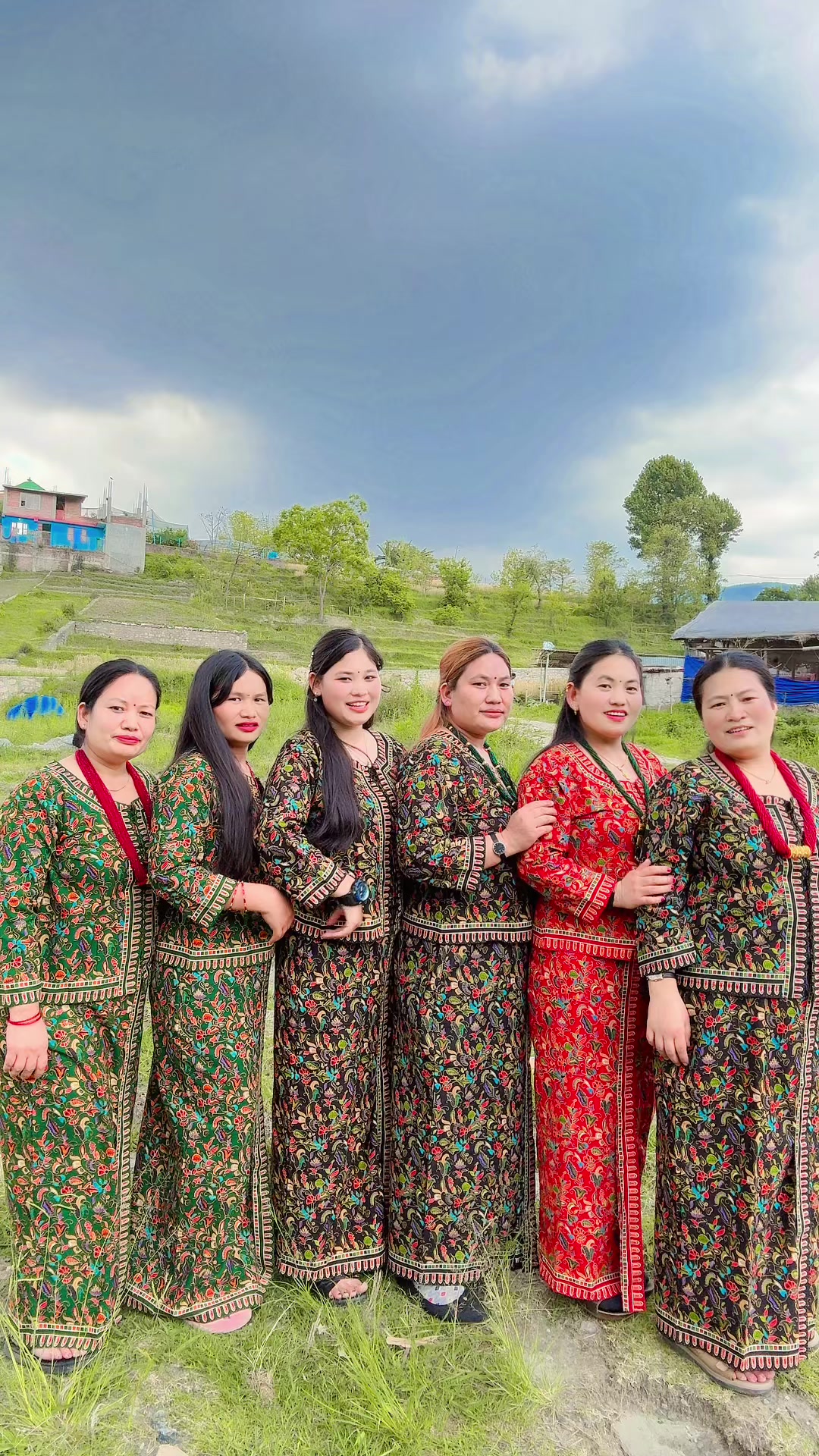 @लोप्चनस्या मेलिना 🇰🇷🇳🇵🌺