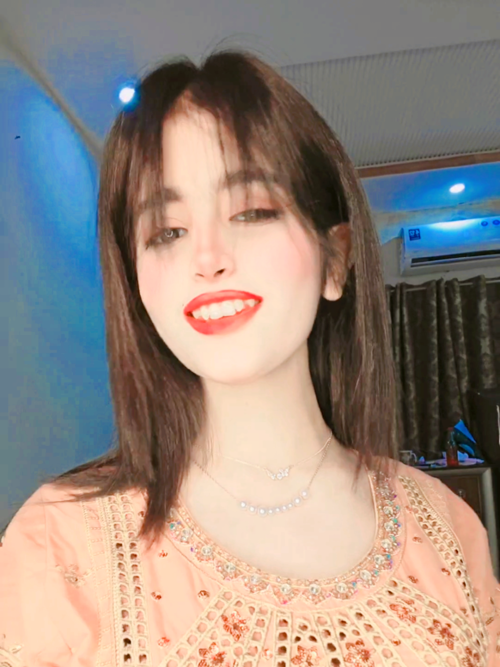@Farah Rajput