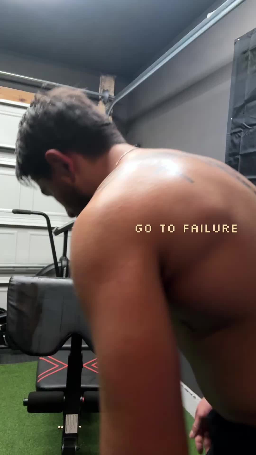@cchris_trains_everything