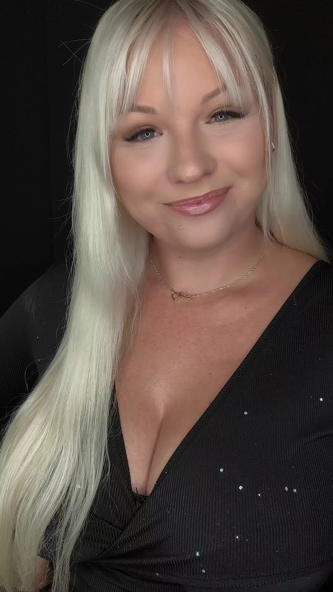 @Typicaltinaaa