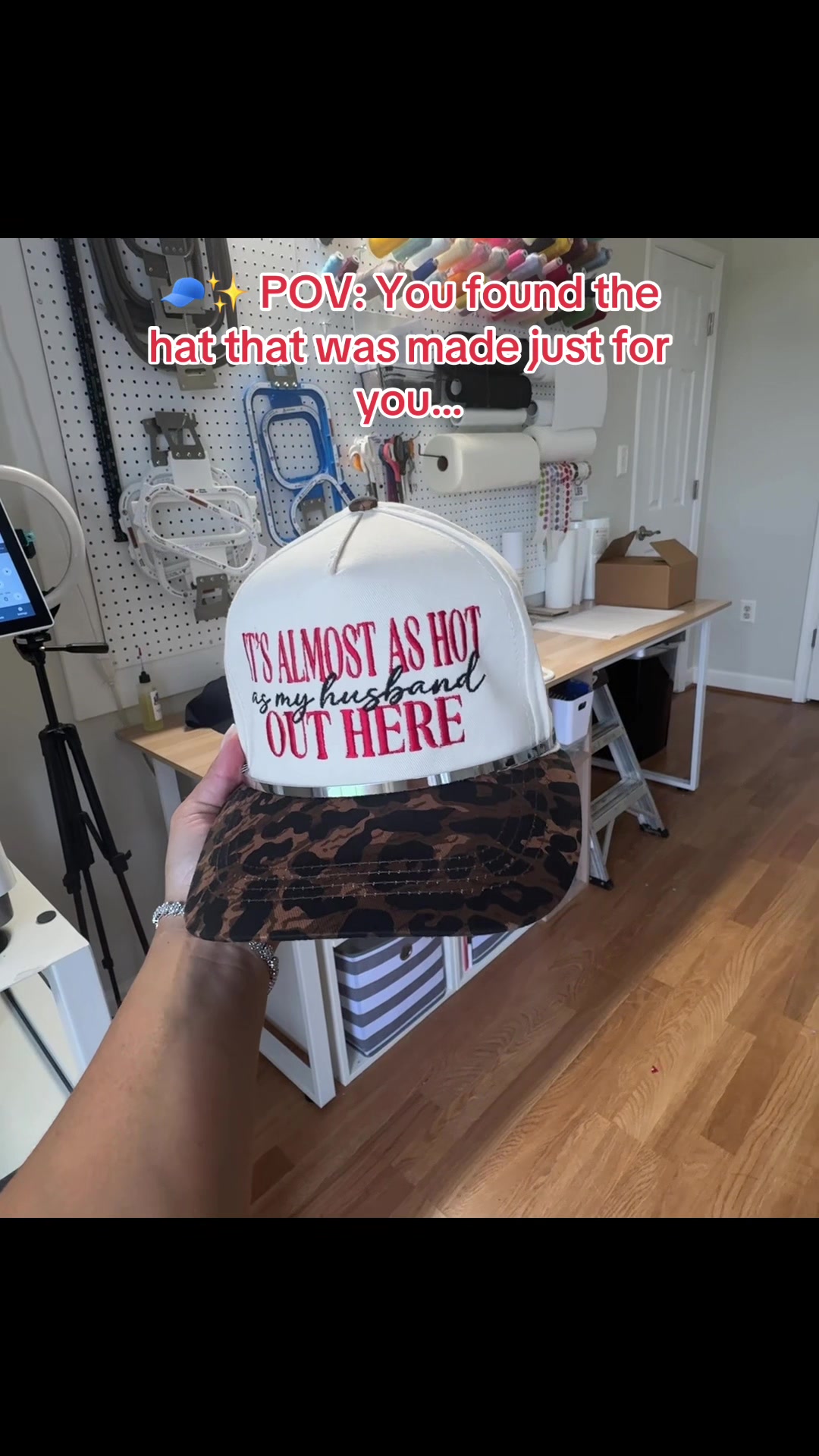@cottontopgifts.com