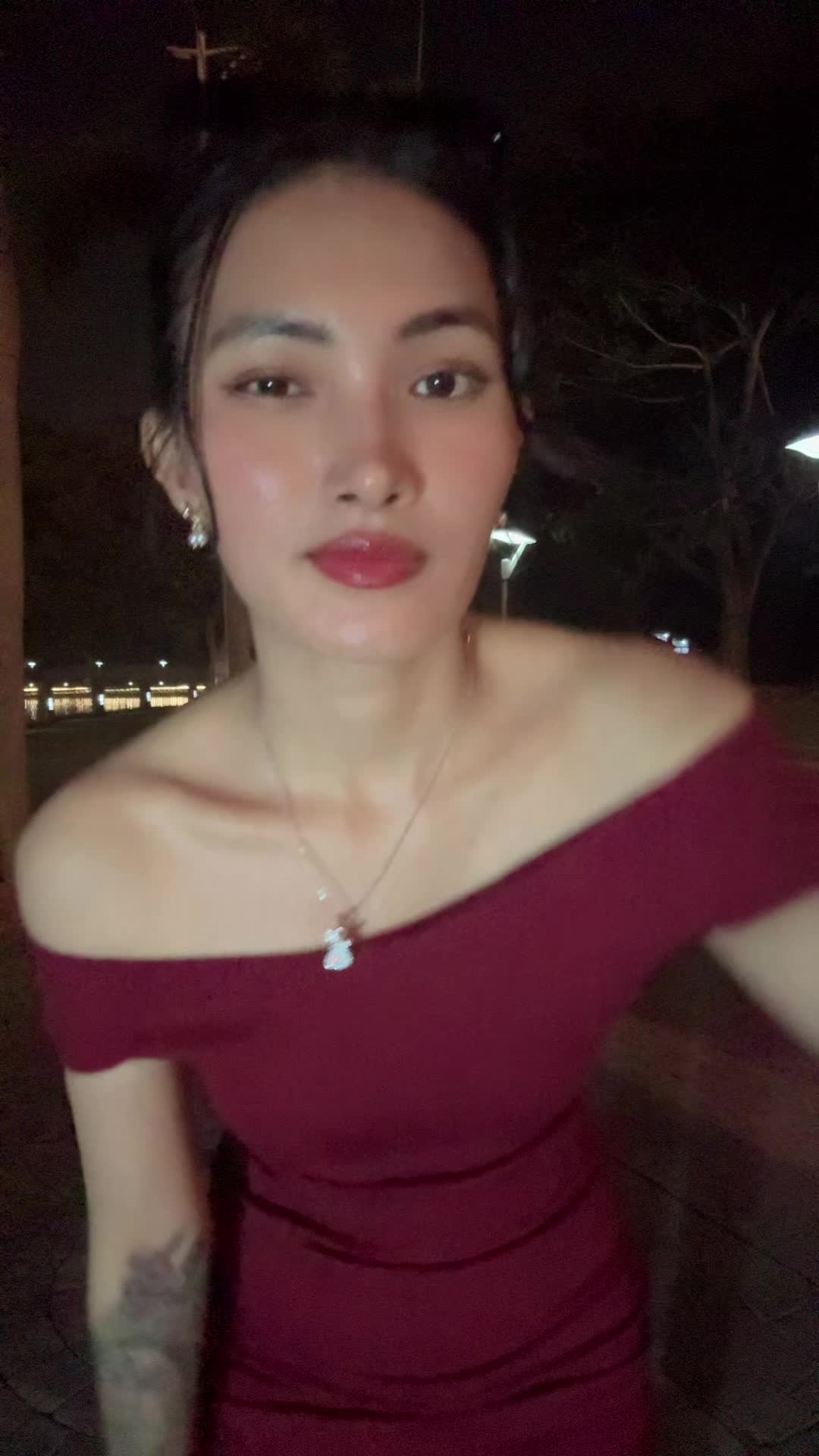 @Maicha🕉️