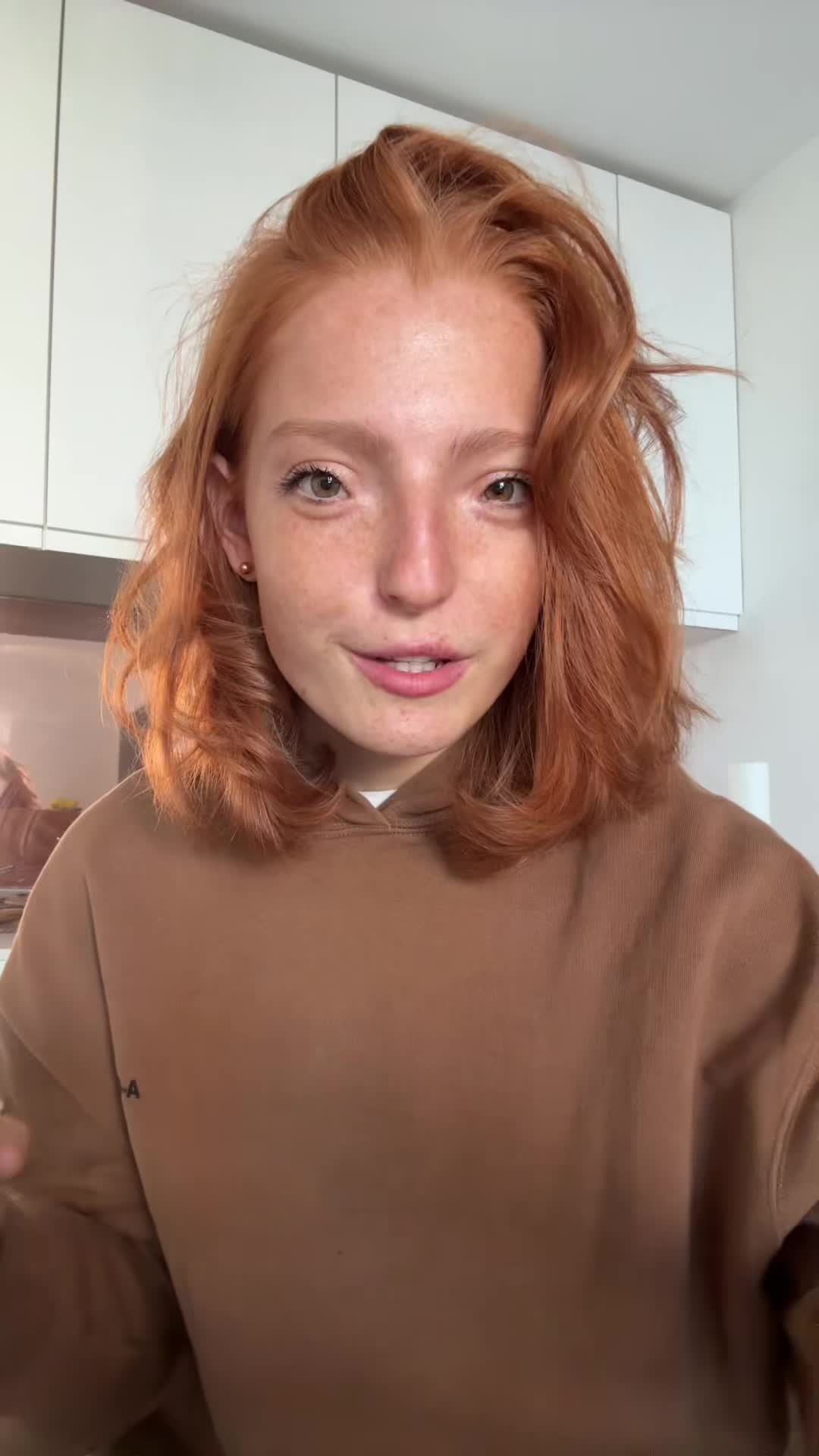 @charlize_fairy
