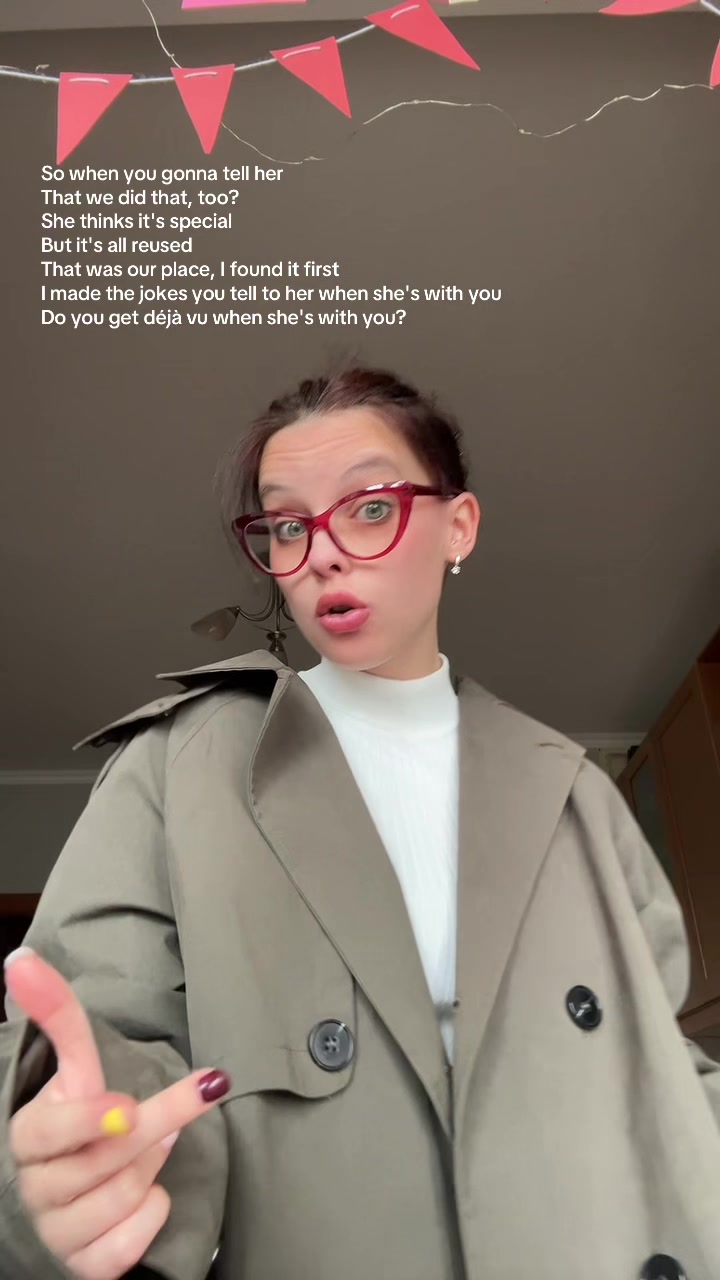 @аня земляника