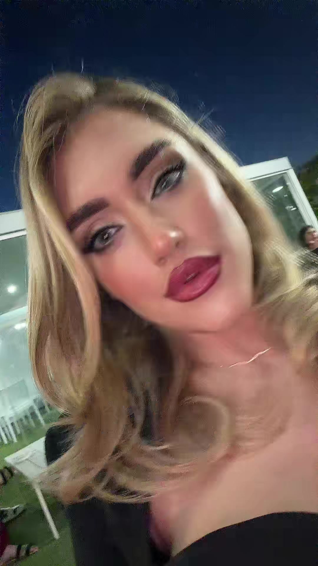 @_adelfinadiana_mua