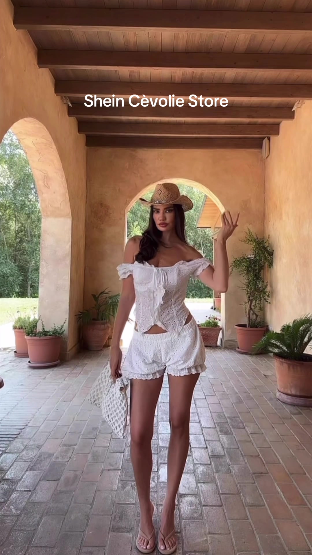 @Anisa Mukaj