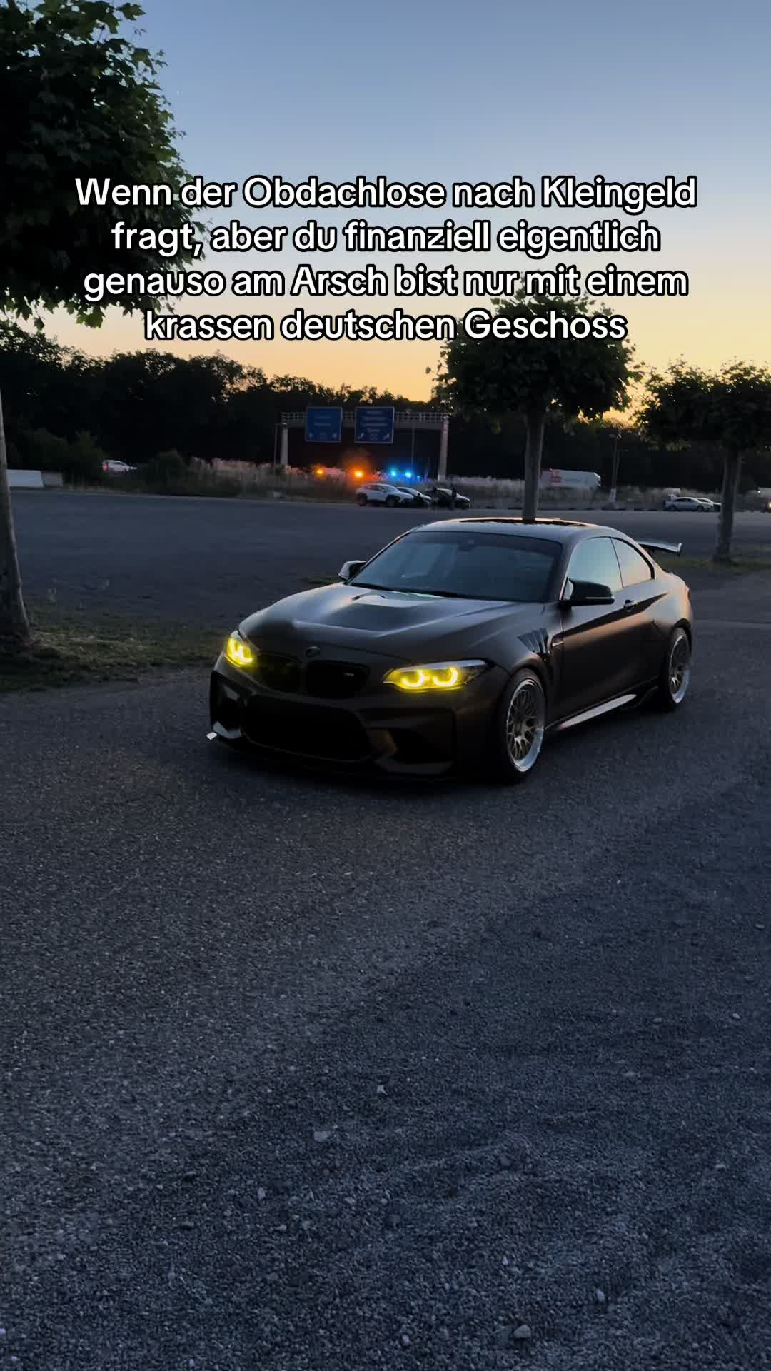 @M2_Dennis