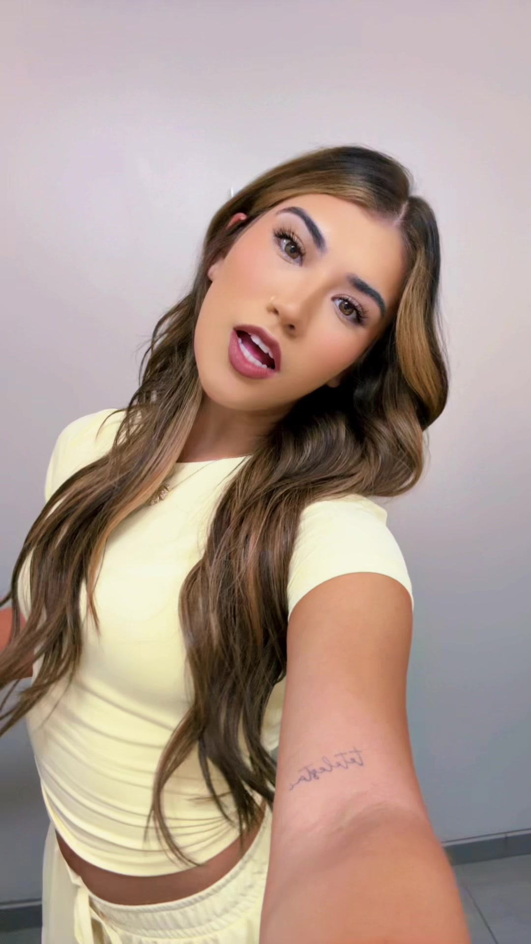 @destyni
