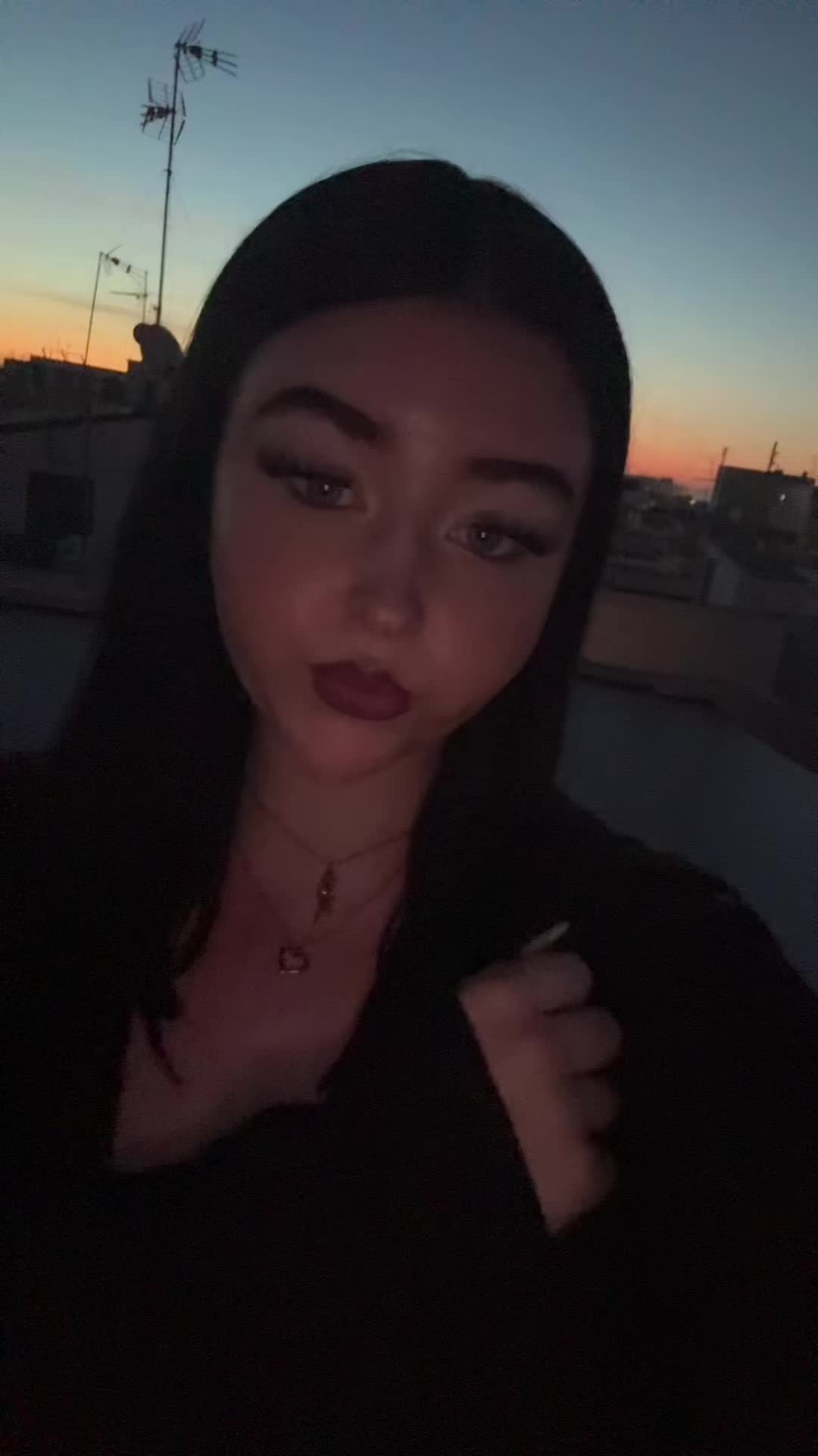 @Lena🕴️