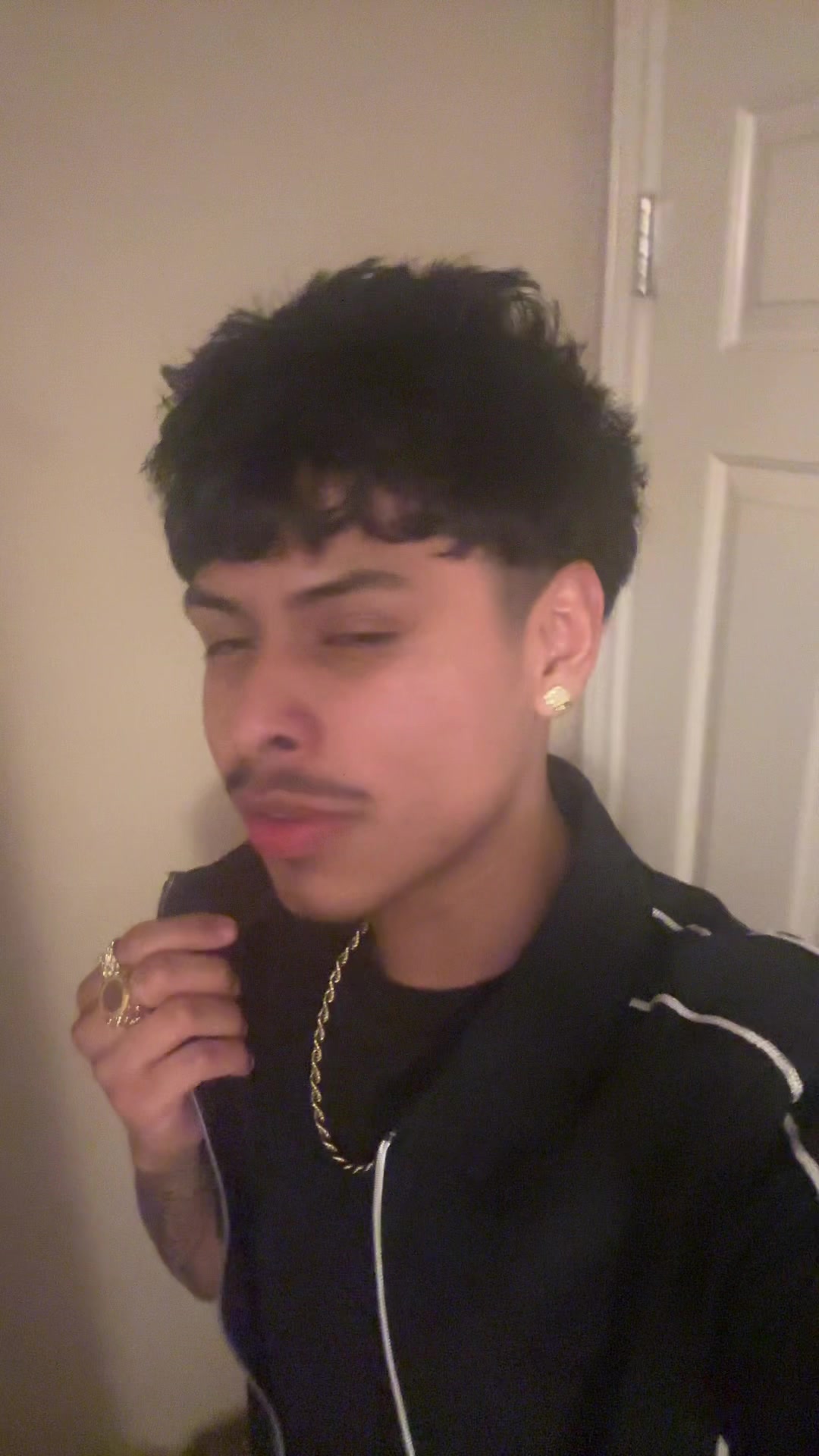 @carlos_.12