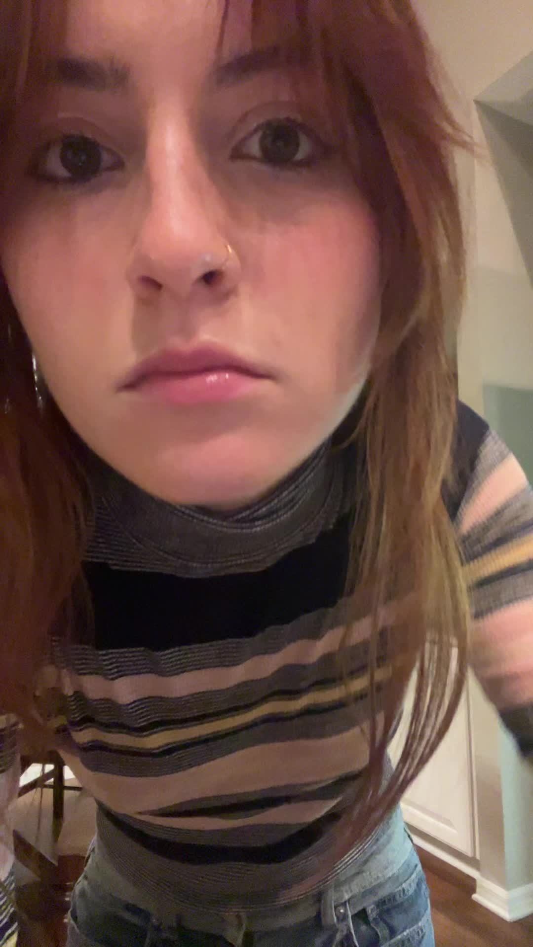 @Emilyeyyeyey