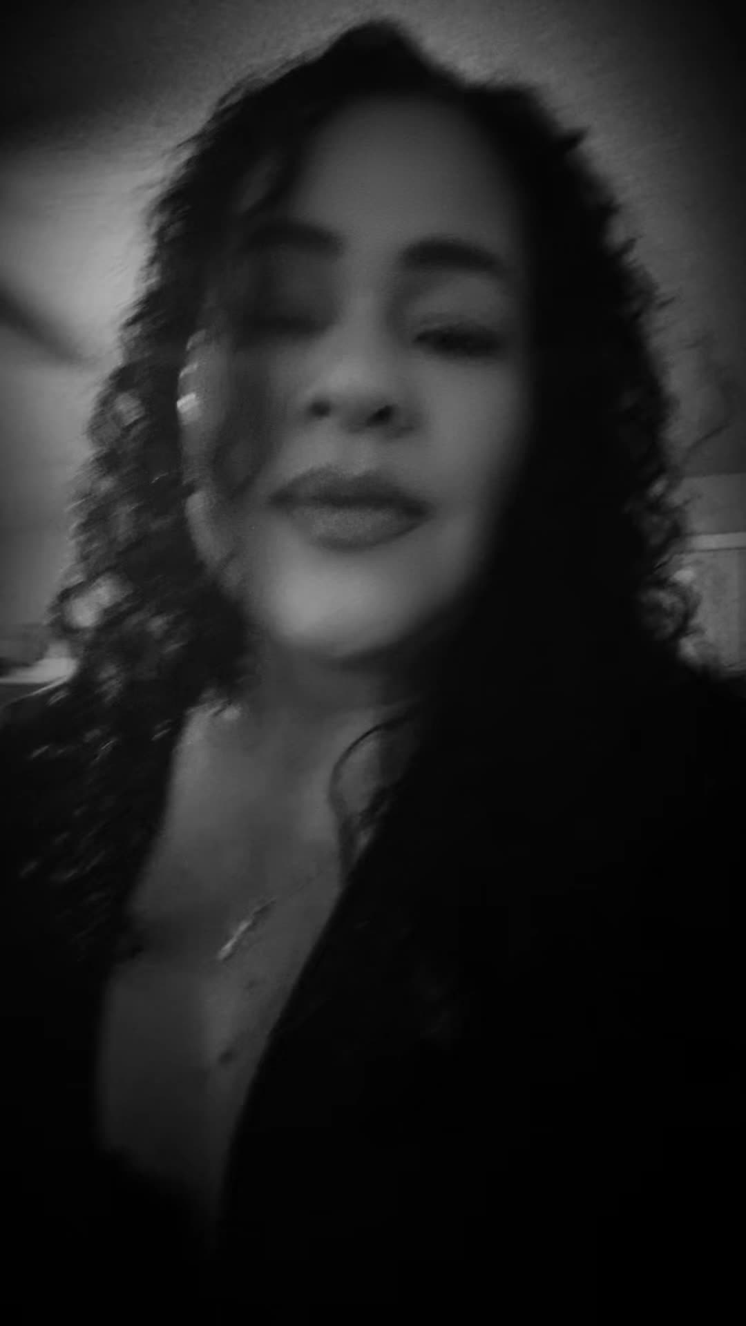 @bella colombiana