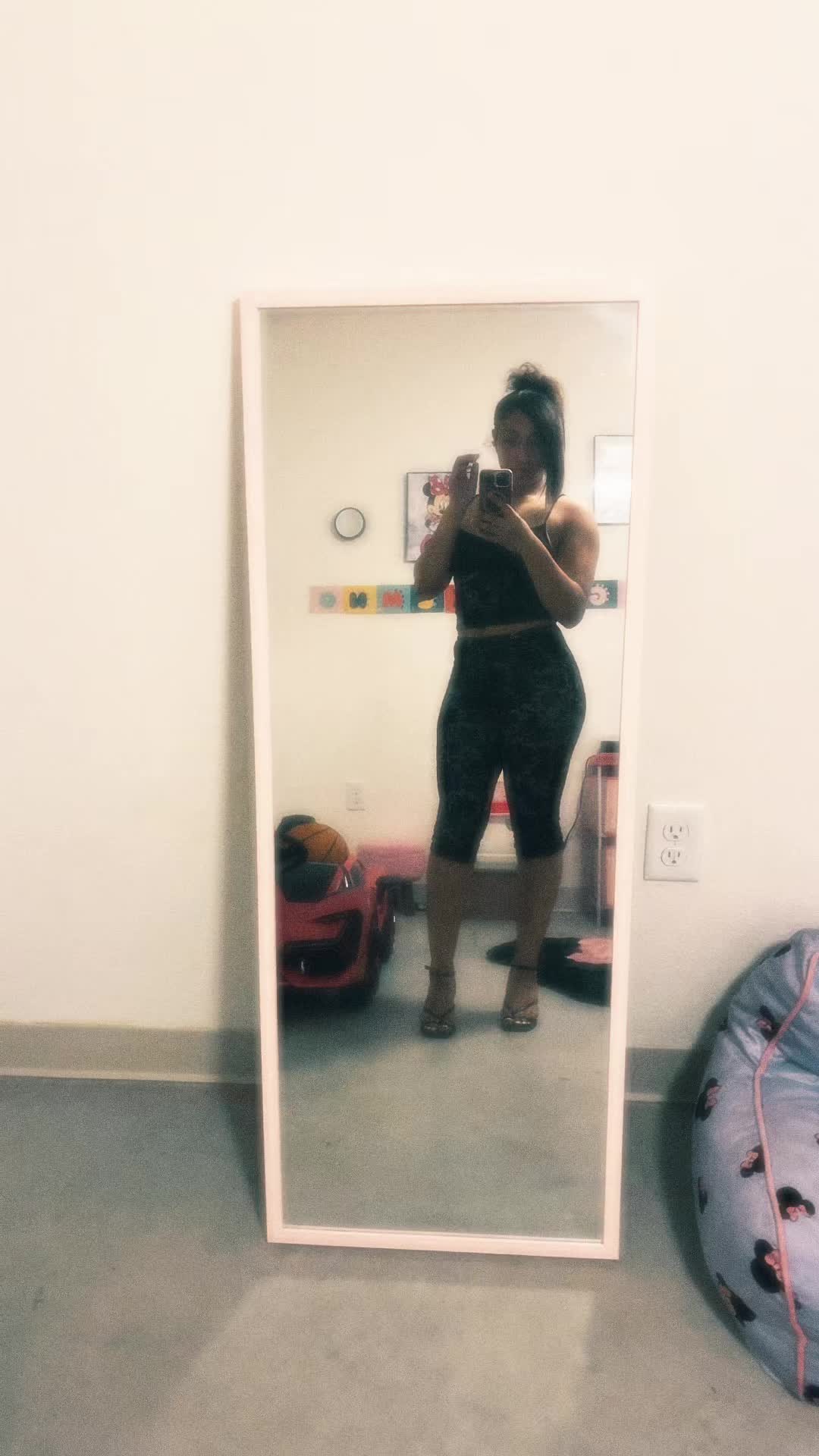 @x.meiyaa
