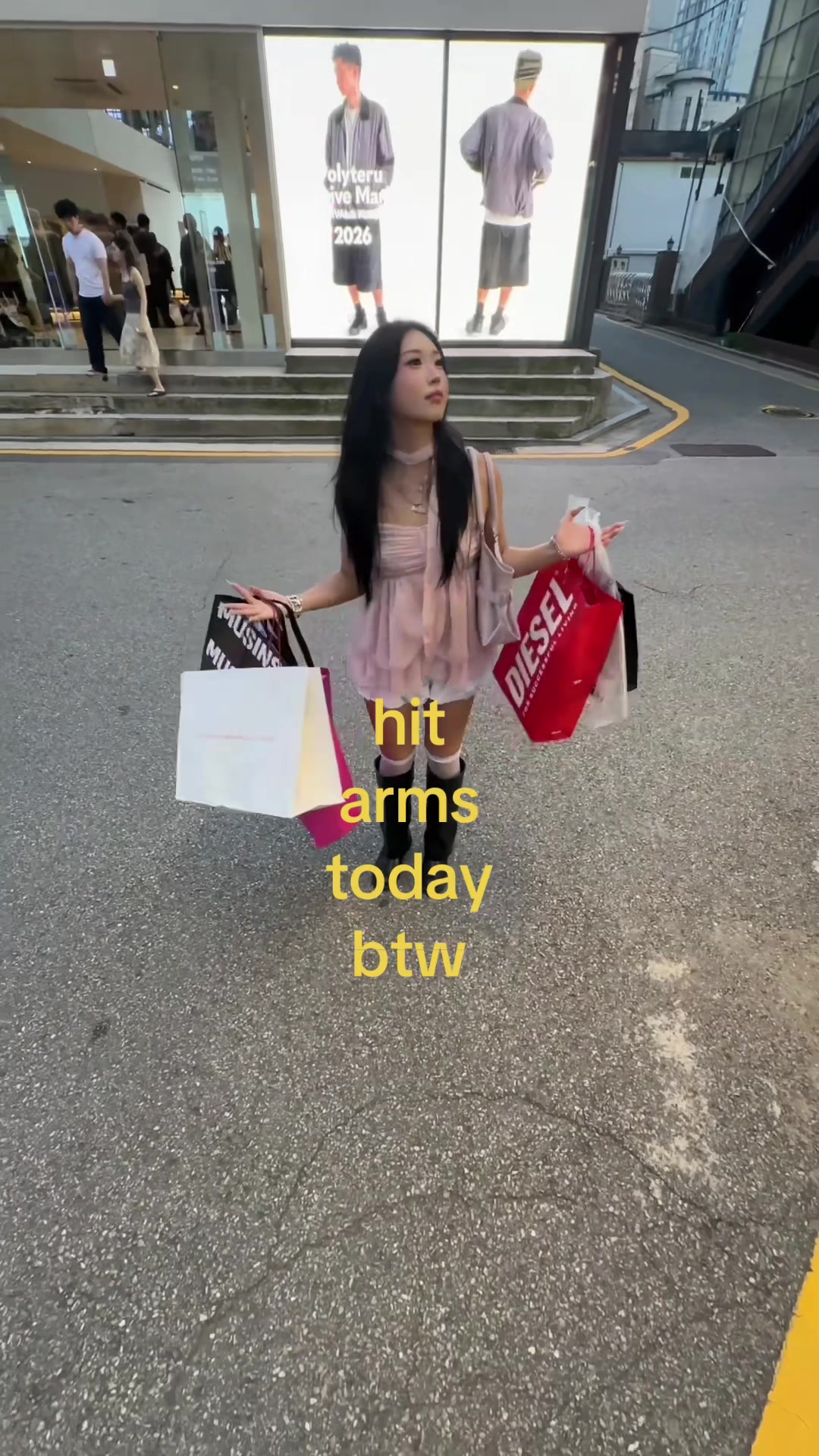 @ella