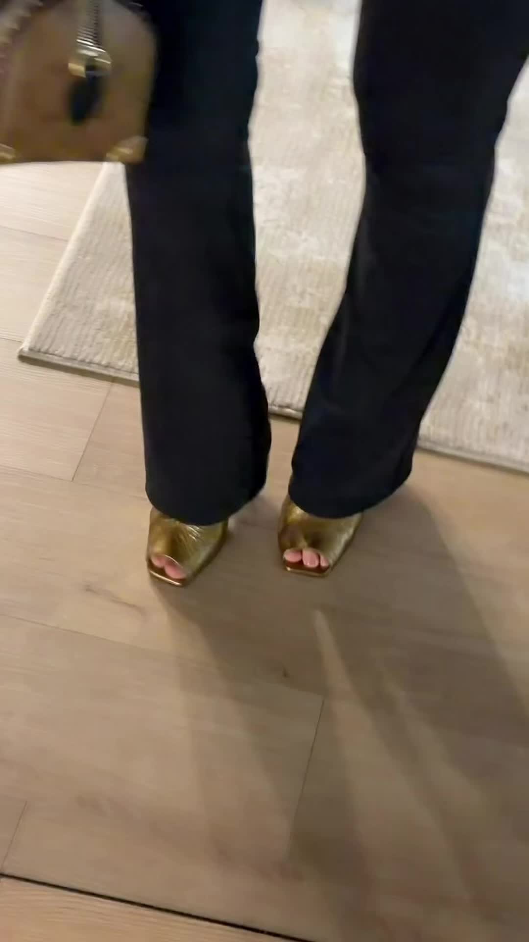 @Mira