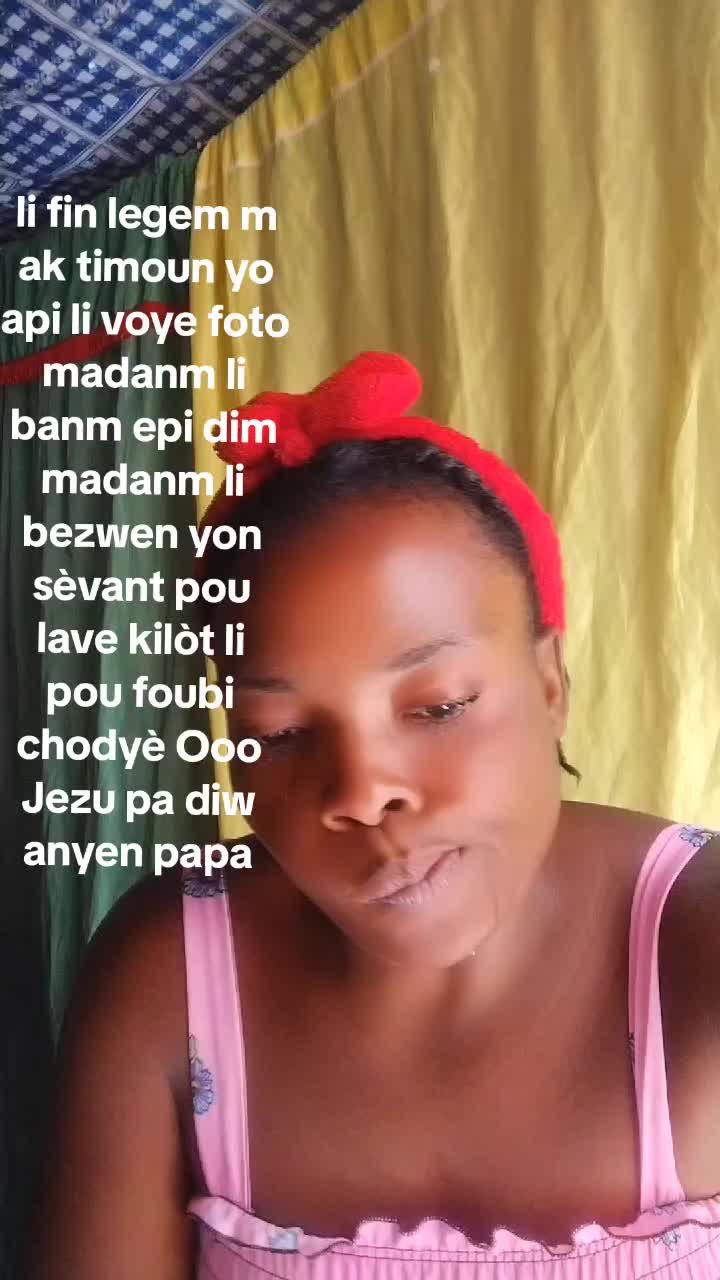 @Mayou b&egrave;l tifi 😁😁😁