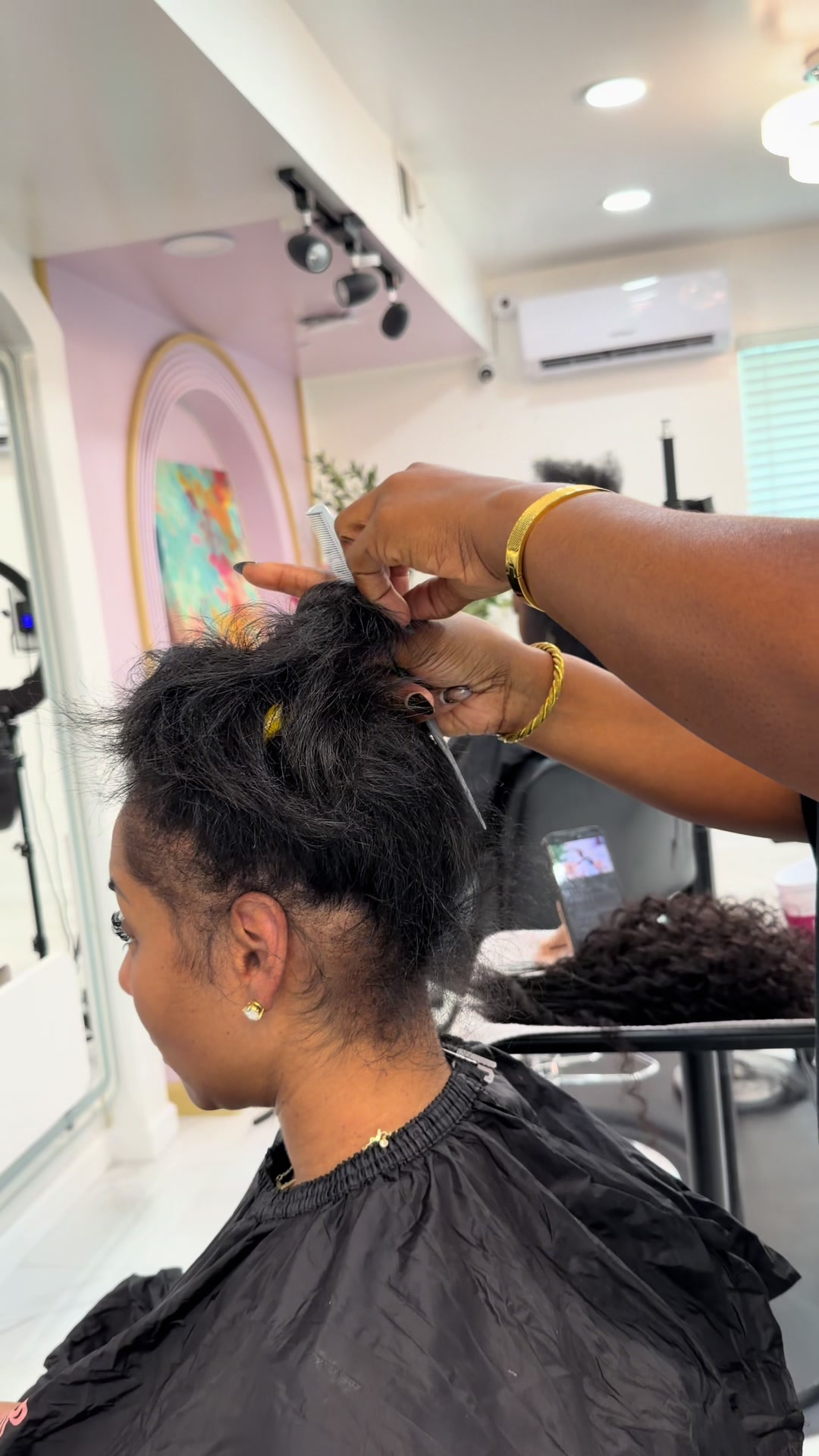 @Bora luxury hair llc