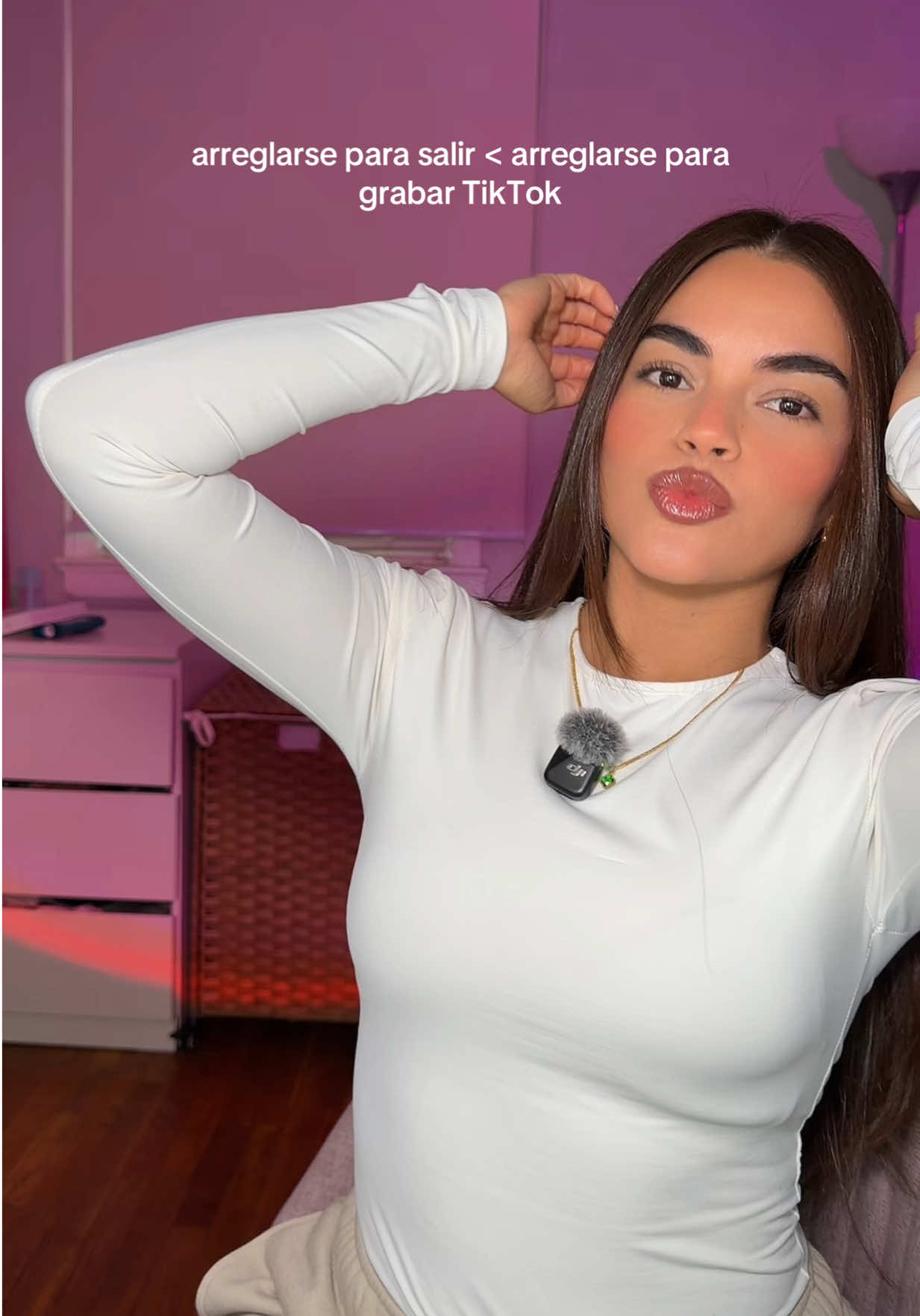 @Camila