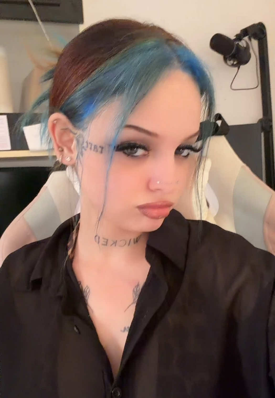 @Ashley 🩵