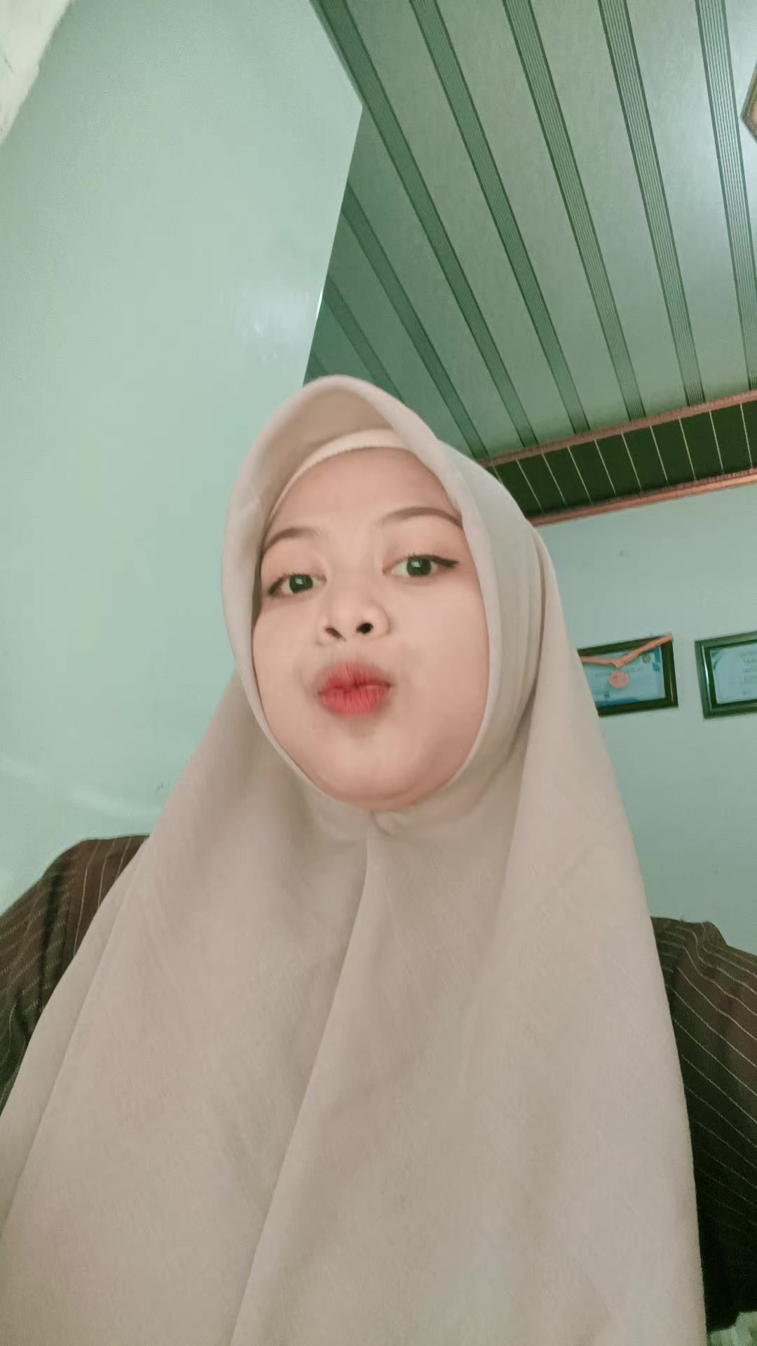 @_FrdlRhn25