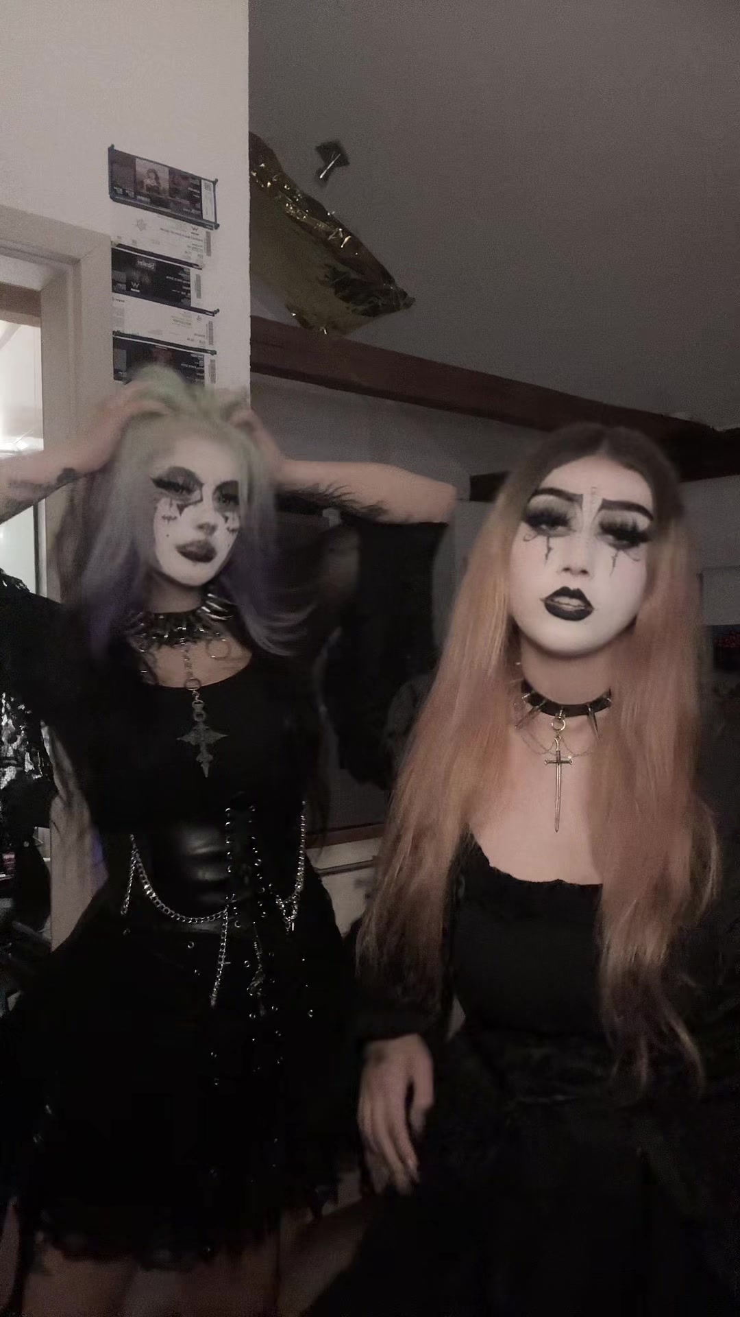 @Angie⛓🖤