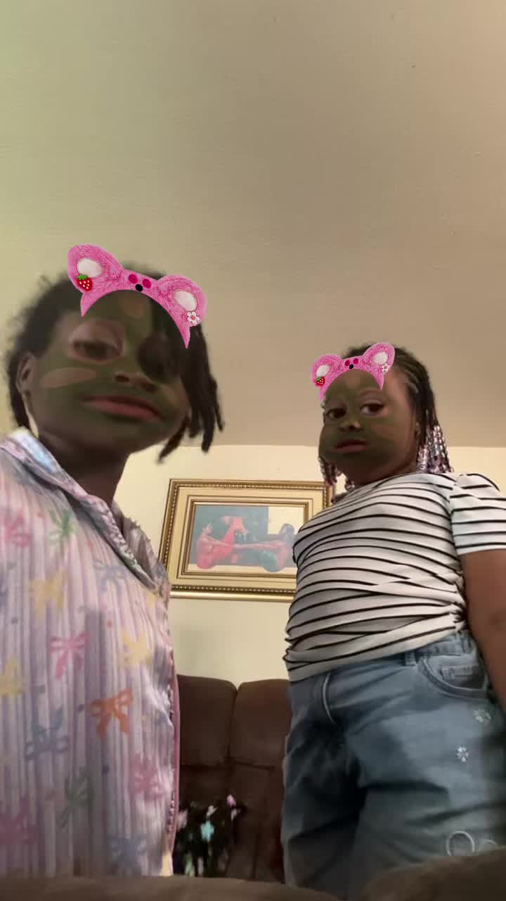 @Leah_67 Smith