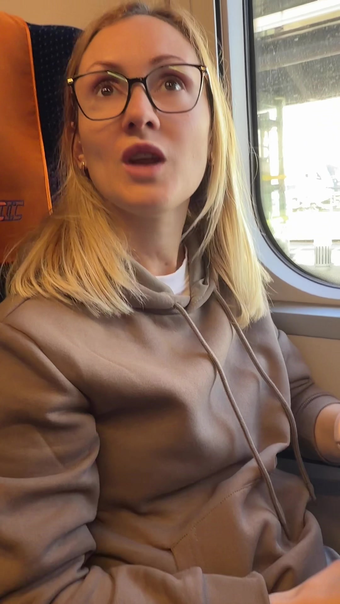 @Blonda