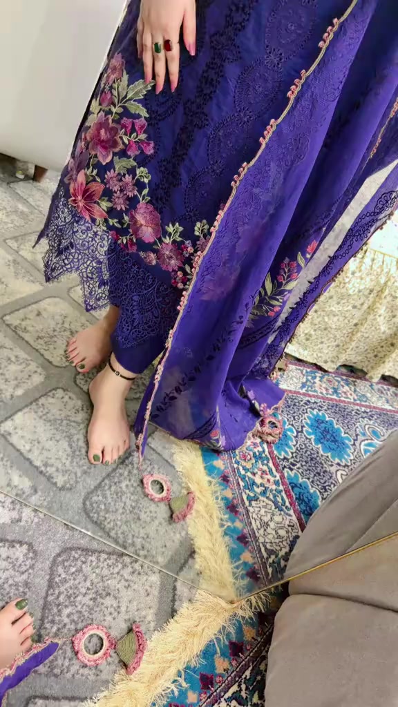 @Cute pathani
