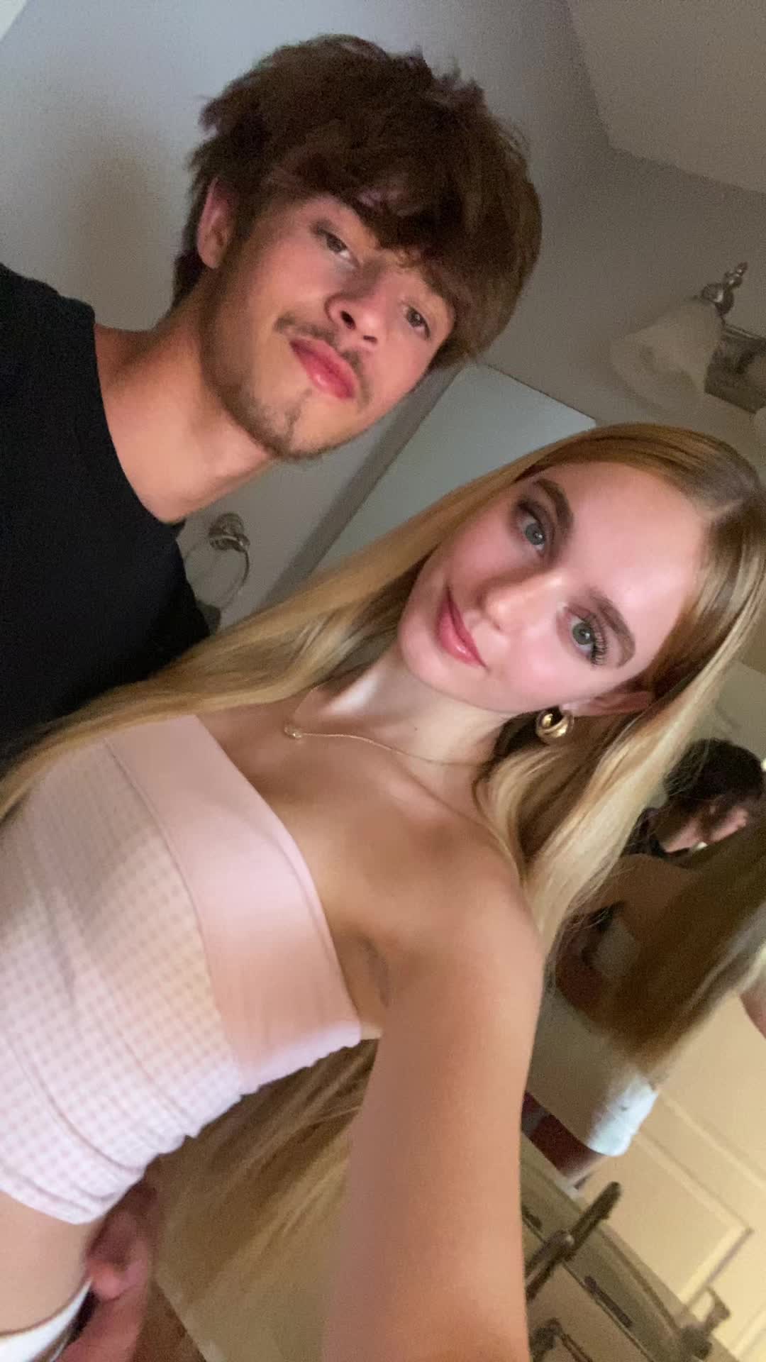 @isabella