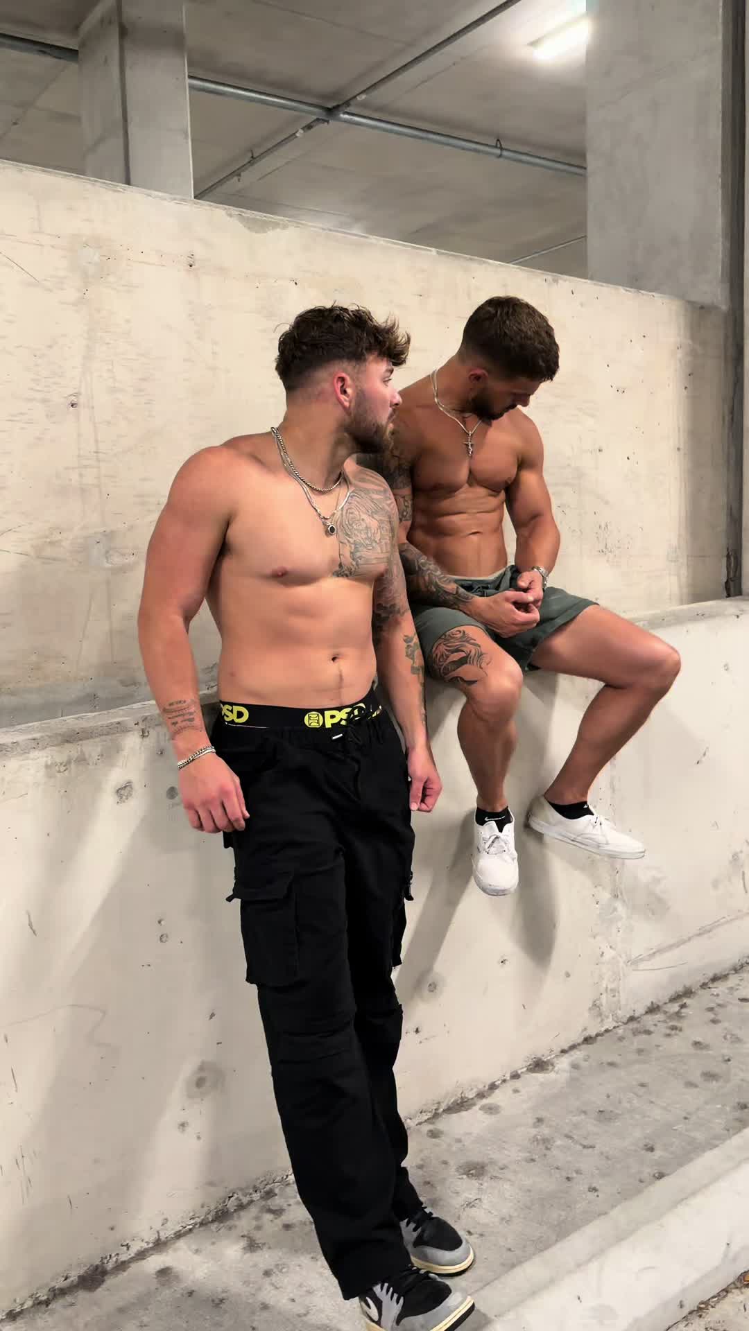 @bhizzi