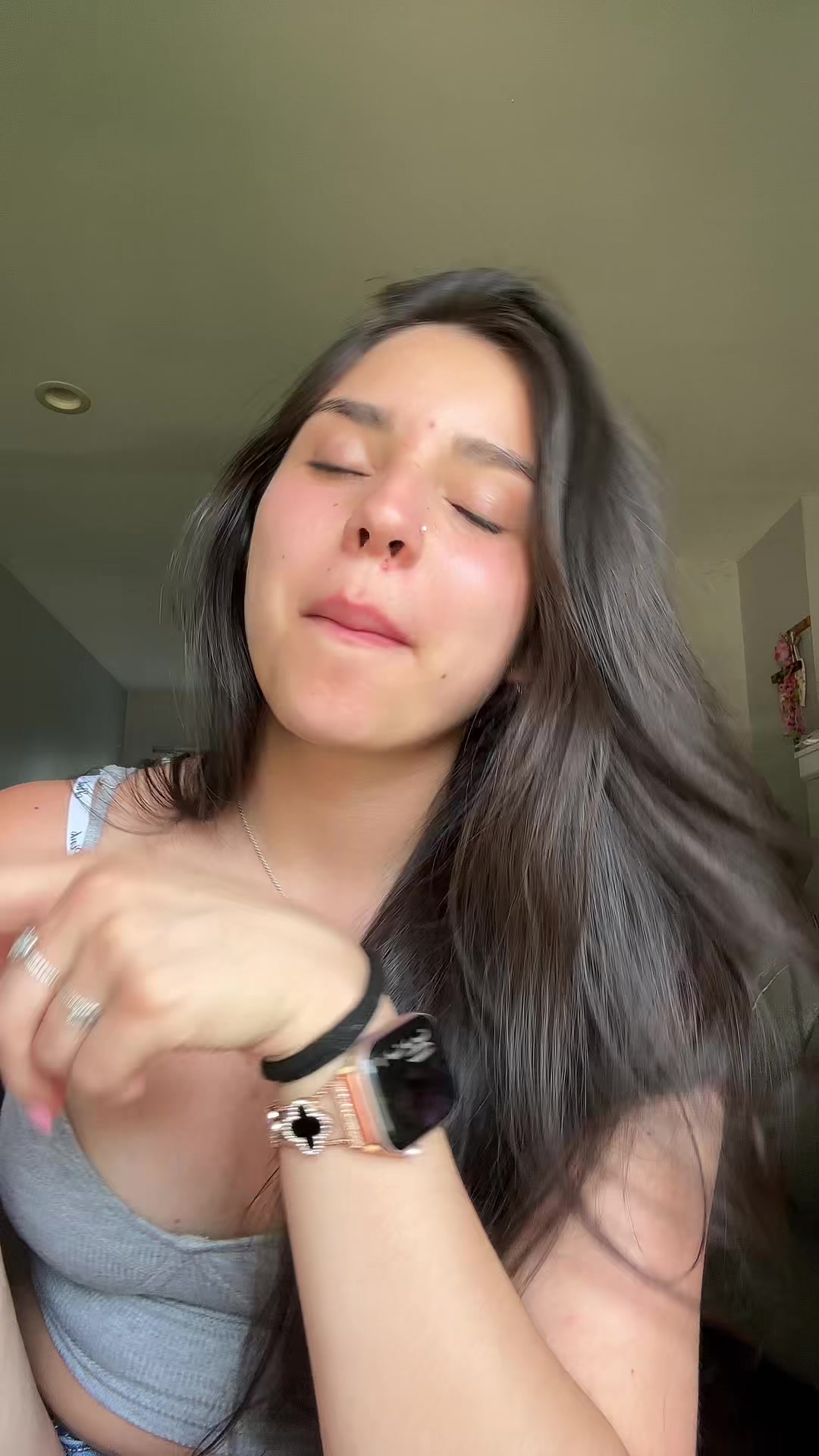 @Janett