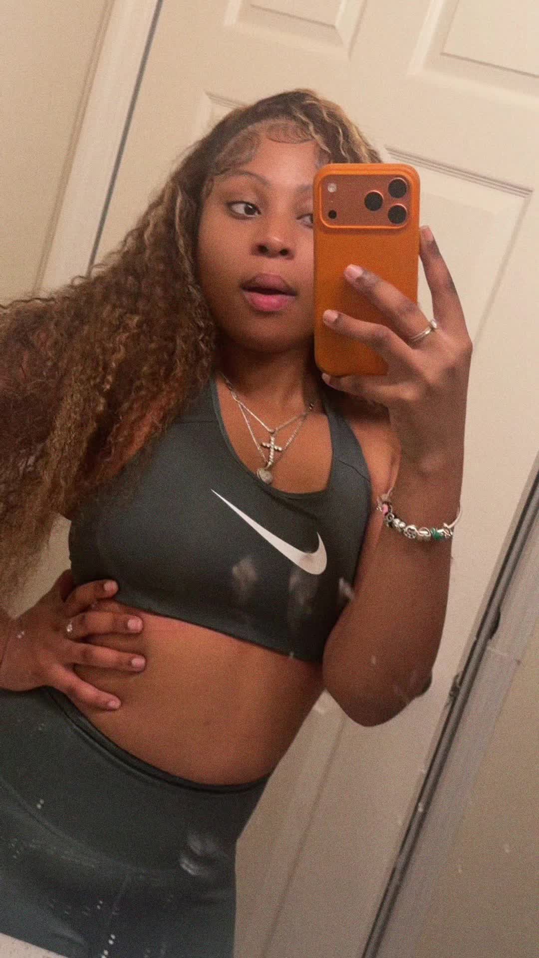 @PRETTY LADY ๐