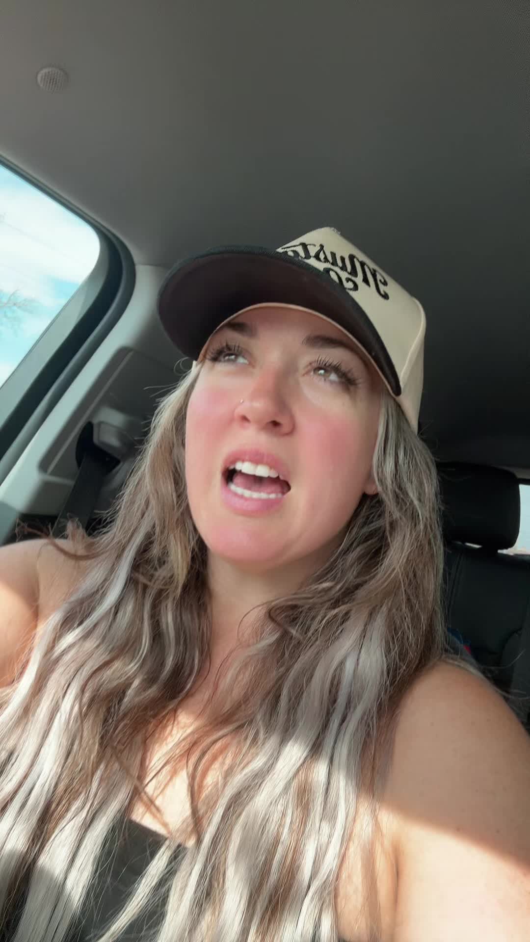 @Crystal Leigh 🐿️