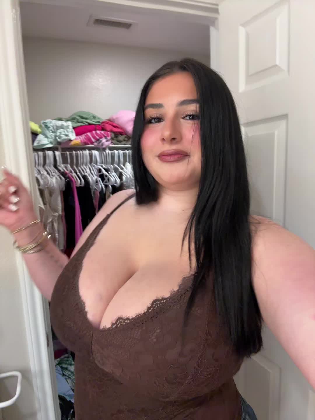 @isabellita