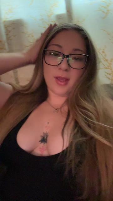 @dcomins26