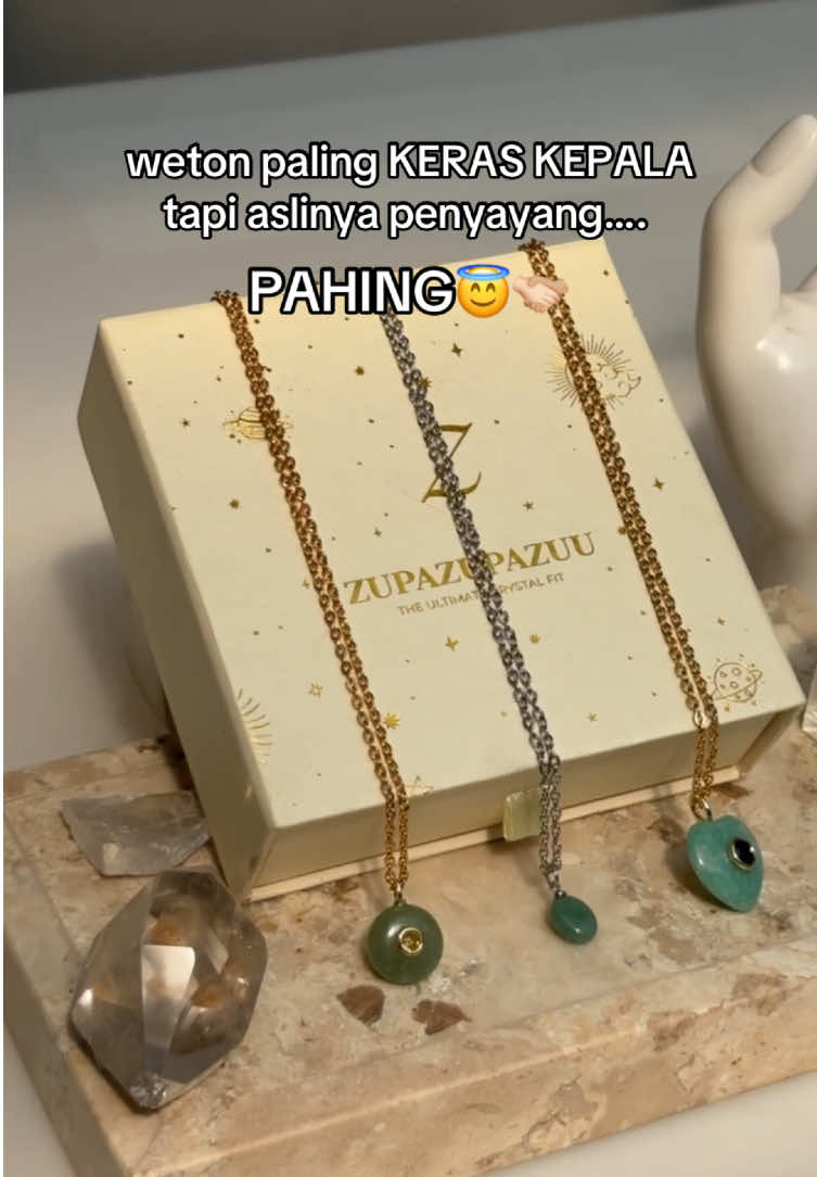 @Zupazupazuu Crystal Jewelery