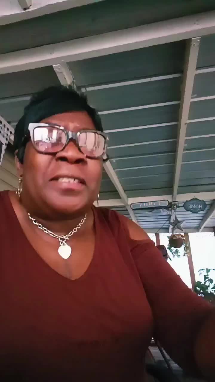 @auntee_carol4life