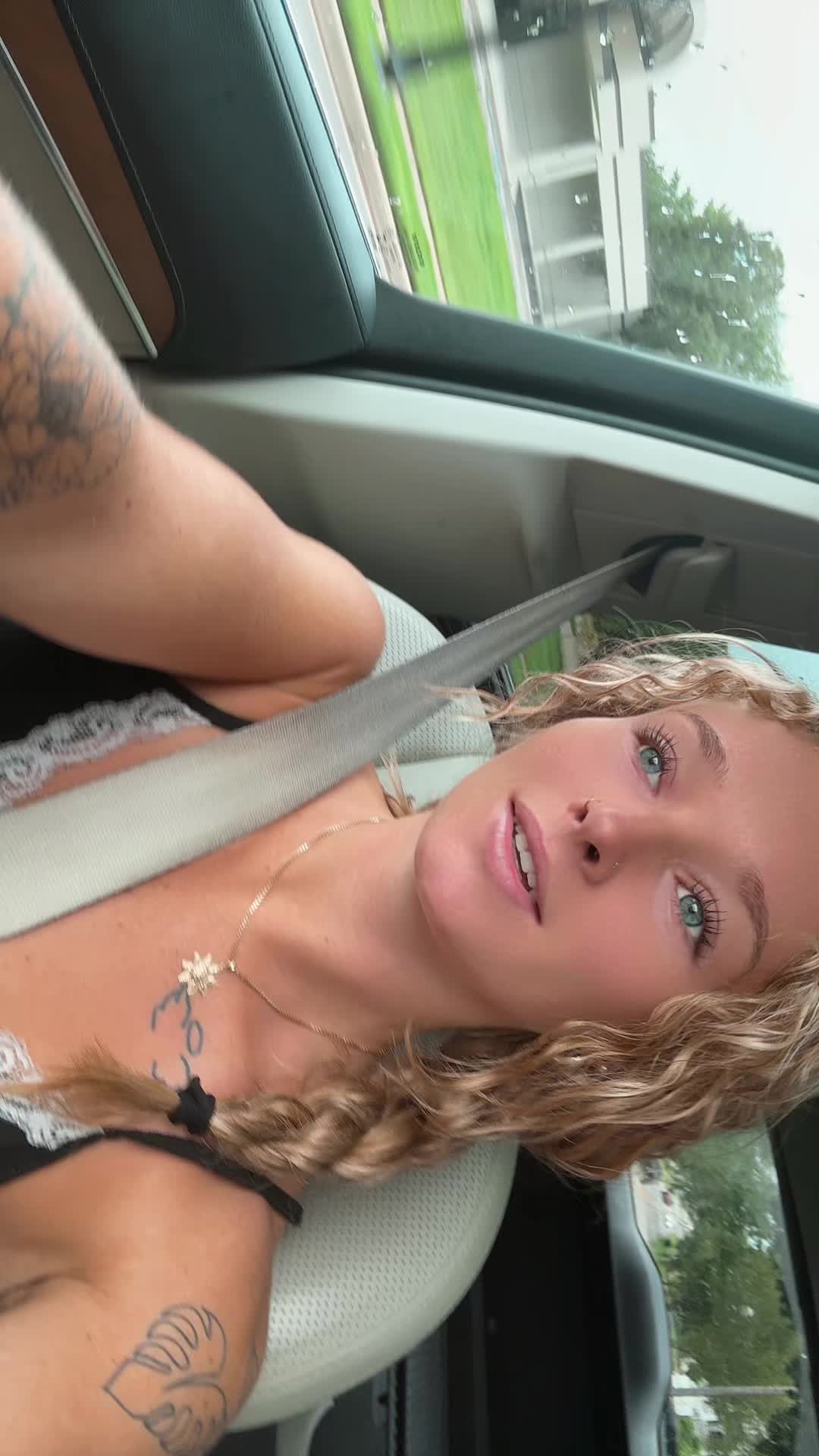 @Emma 🌴🍒🌊🌞