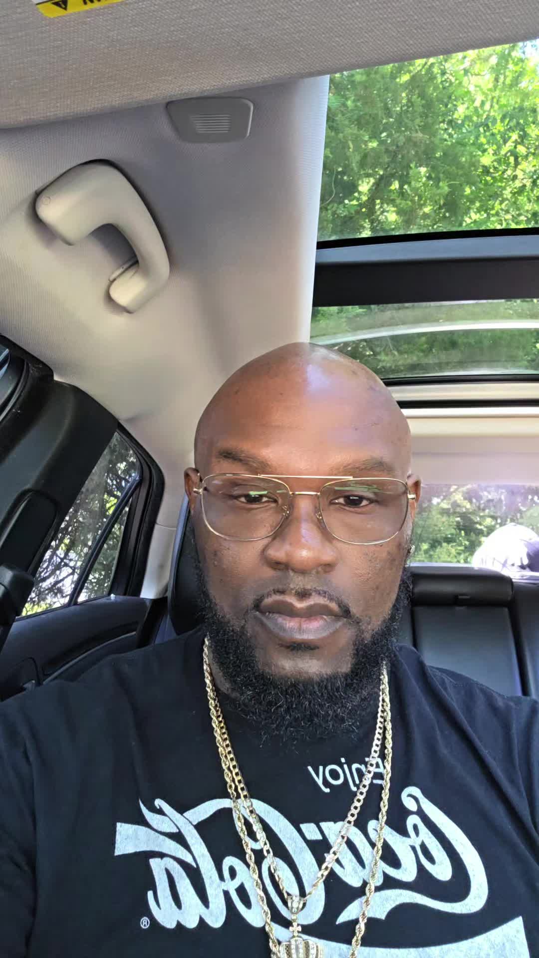 @Uncledeespeaks
