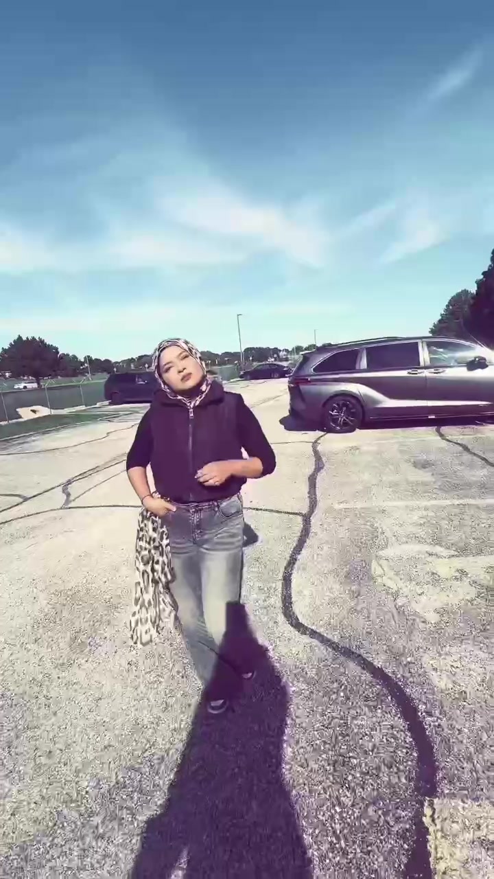 @SweetyRos786