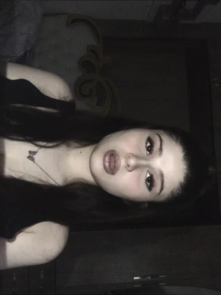 @aysan🍒