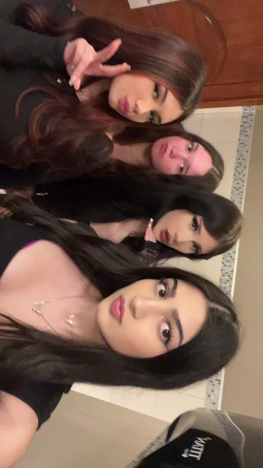 @ნიკოლი