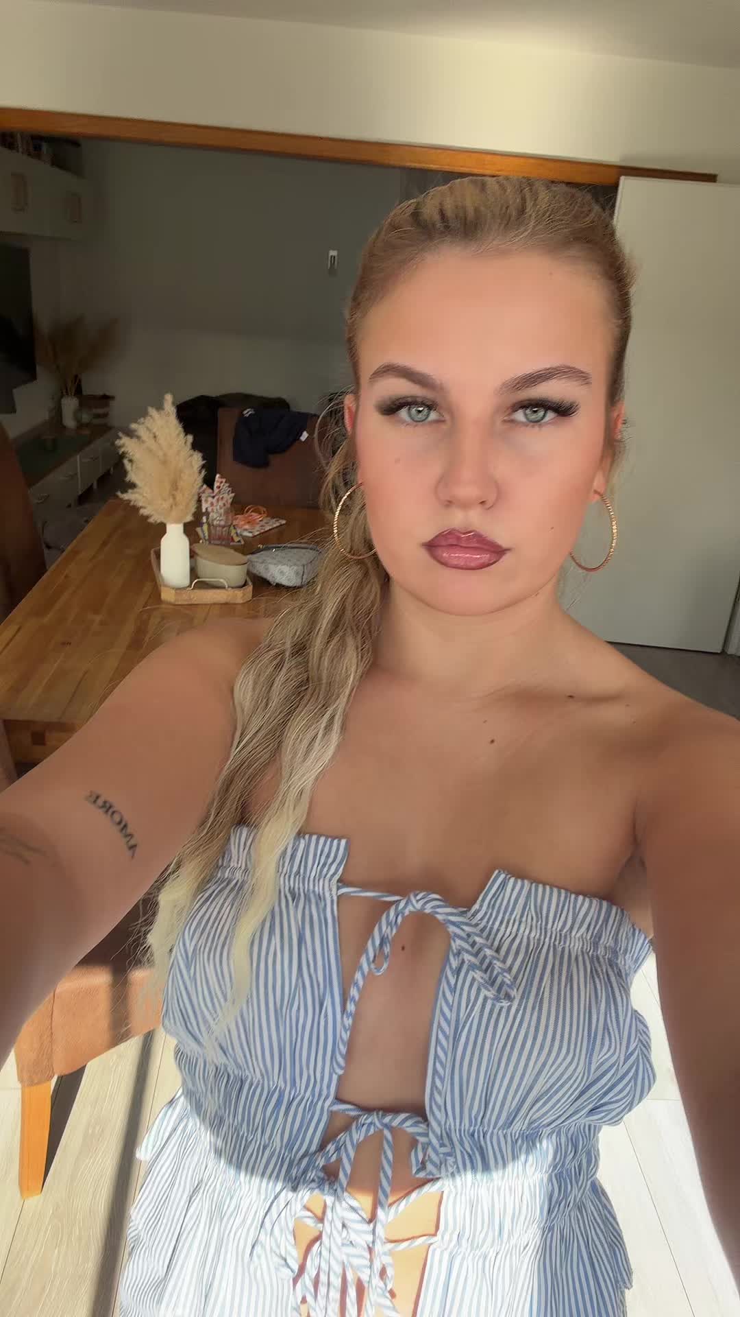 @lana_blns