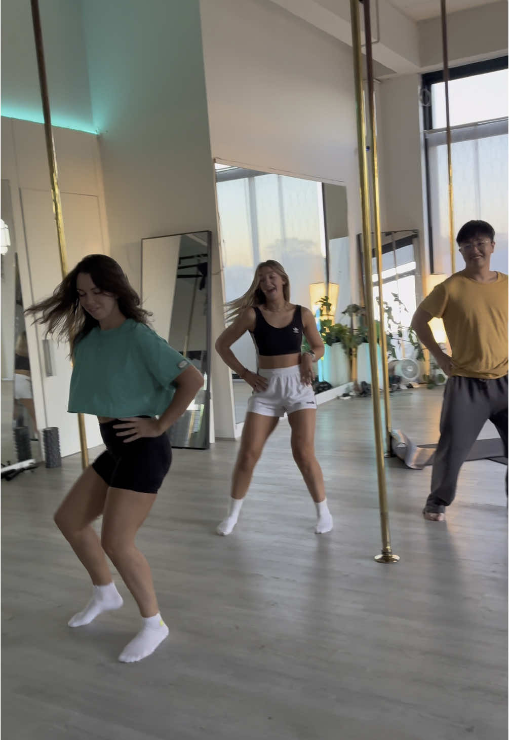 @Achieve Pole Studio