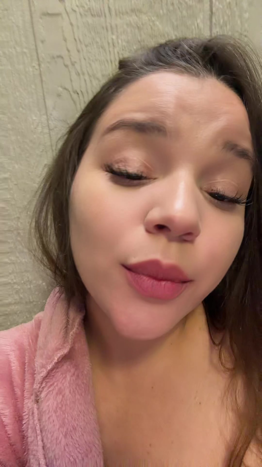 @jenn.candedo