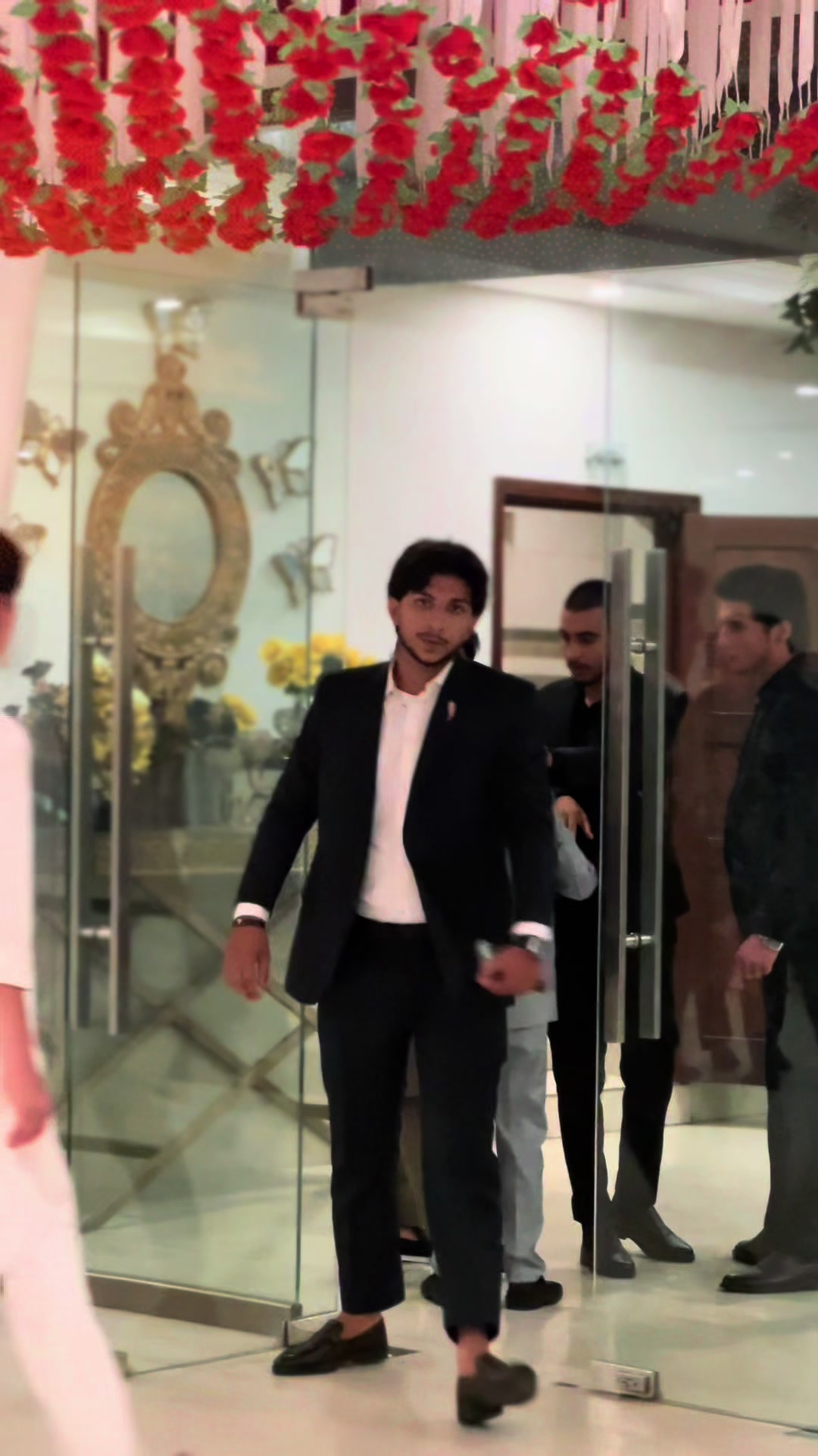 @مــلــک صــاحــب 🚩⚜️