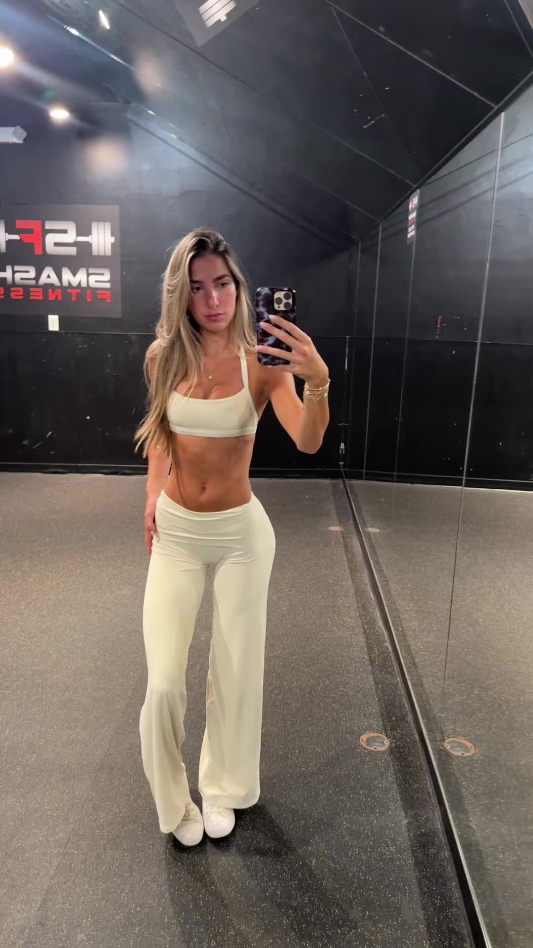 @gigi